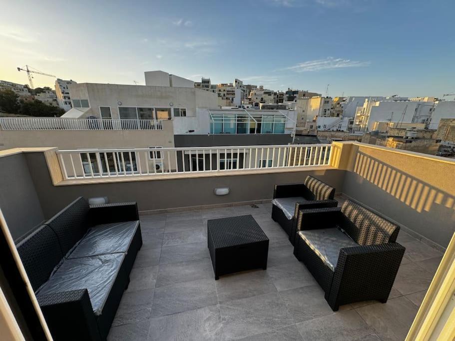 Apartment Moonlight Penthouse In *